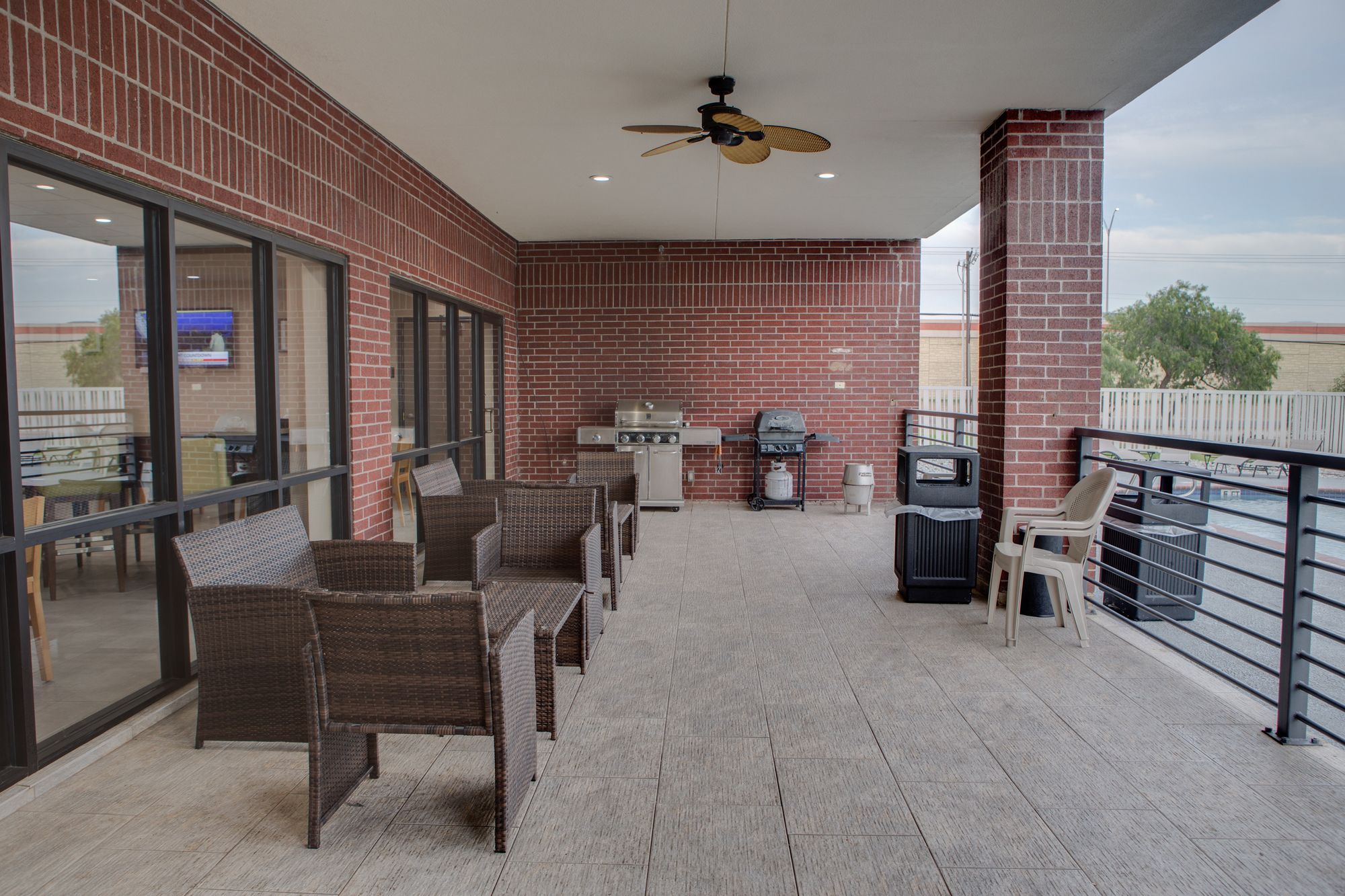 Country Inn & Suites by Radisson, Harlingen, TX