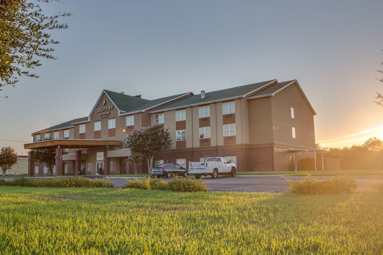 Country Inn & Suites by Radisson, Harlingen, TX
