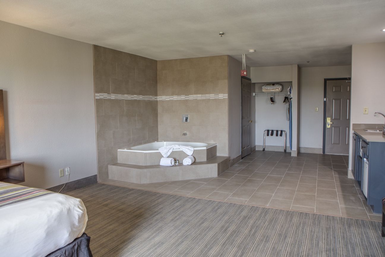 Country Inn & Suites by Radisson, Harlingen, TX