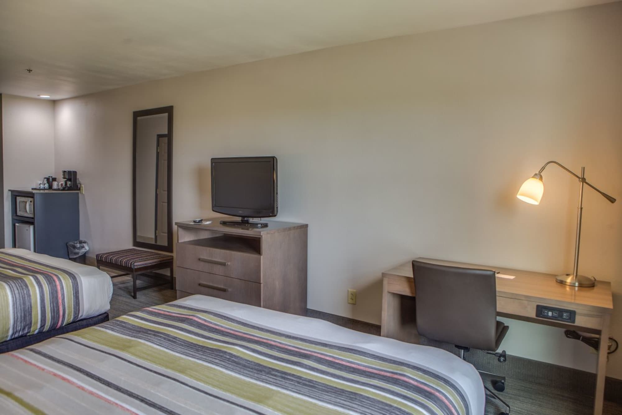 Country Inn & Suites by Radisson, Harlingen, TX