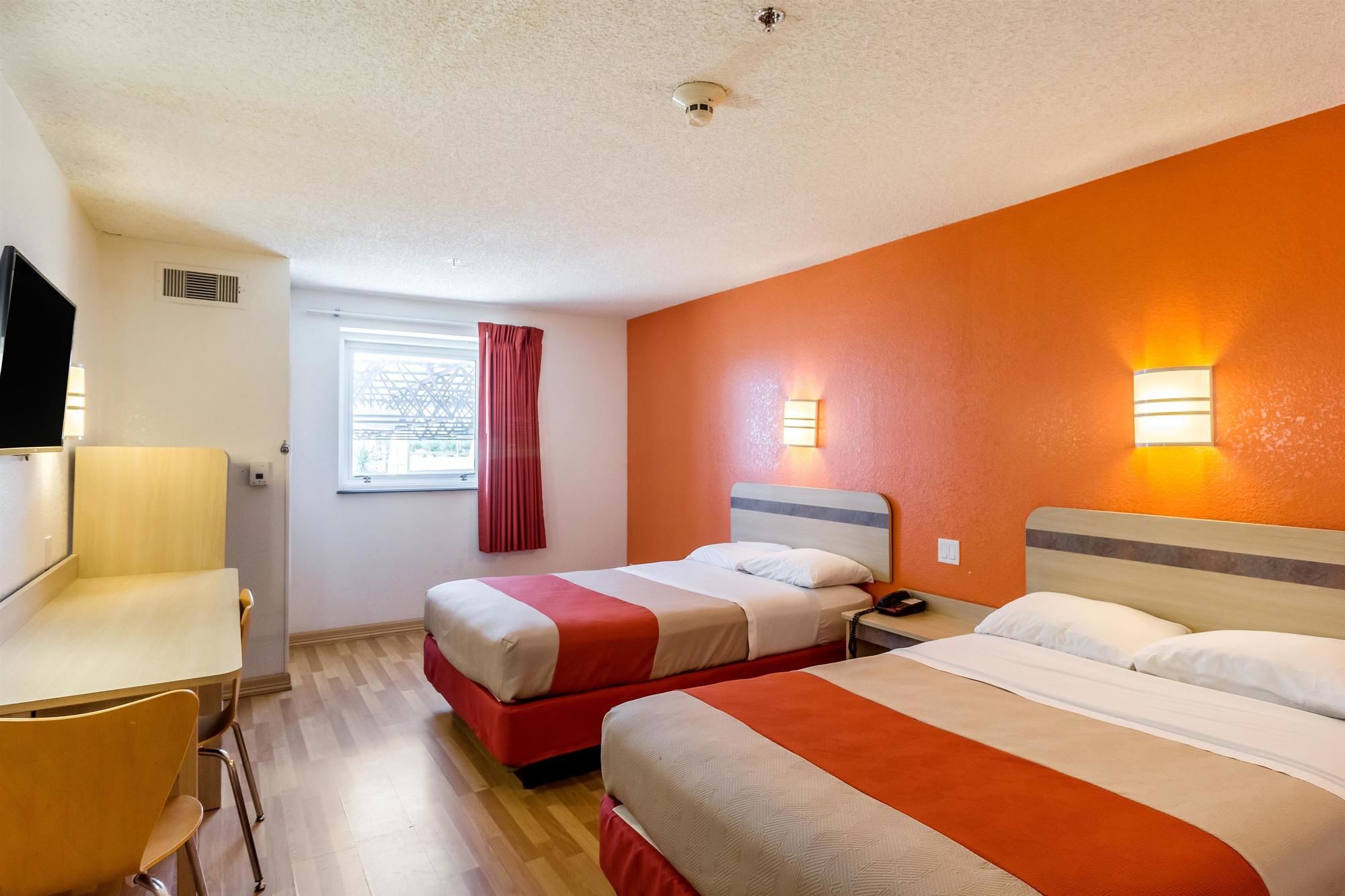 Motel 6