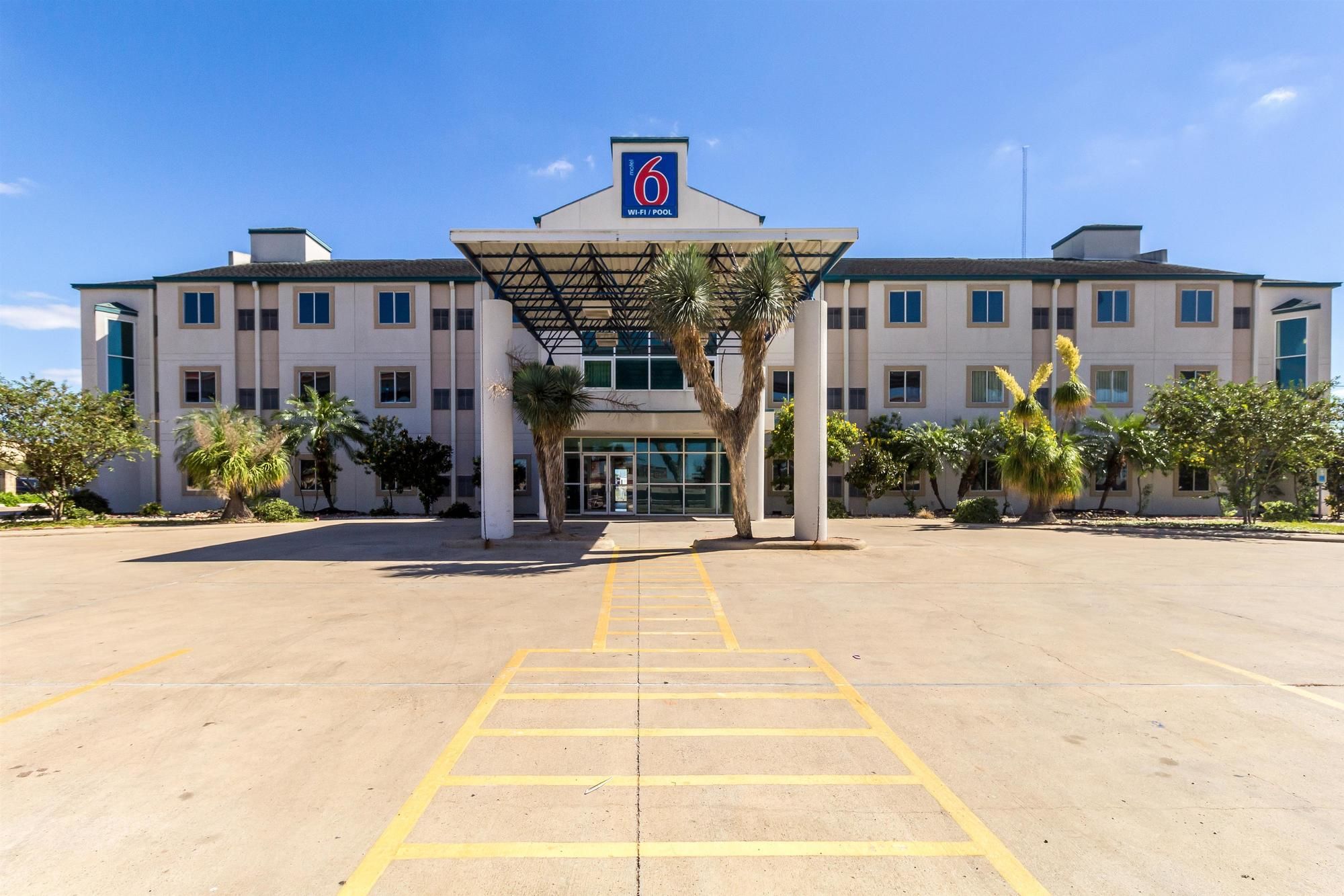 Motel 6