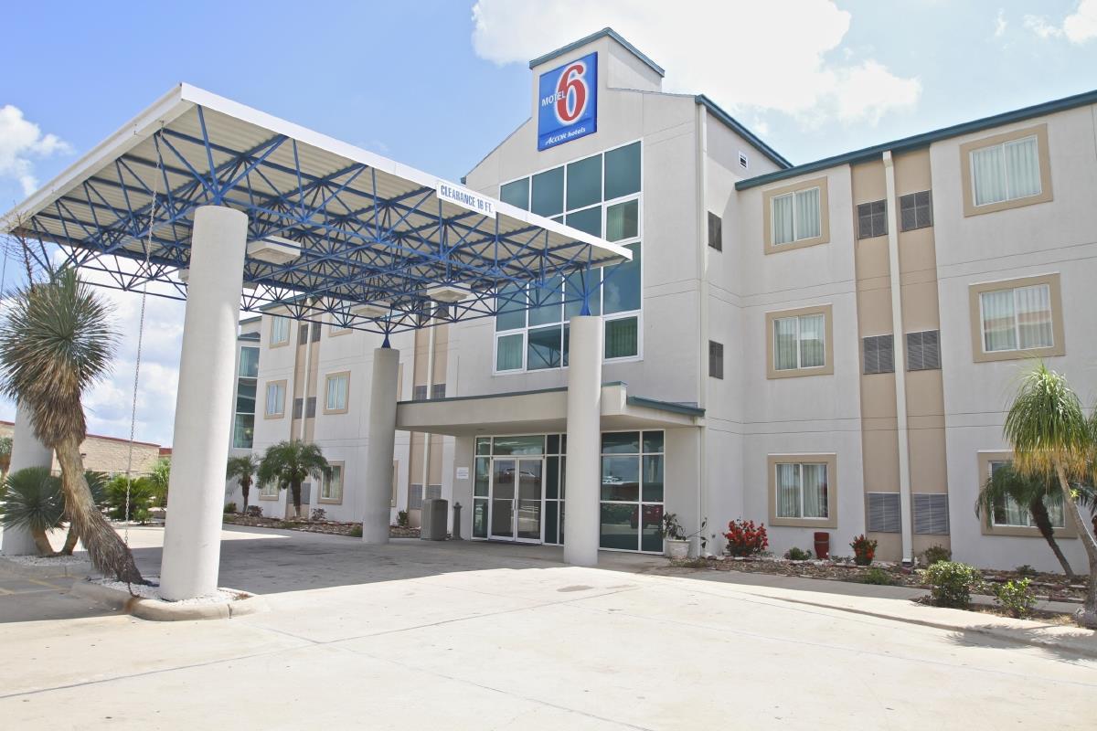 Motel 6