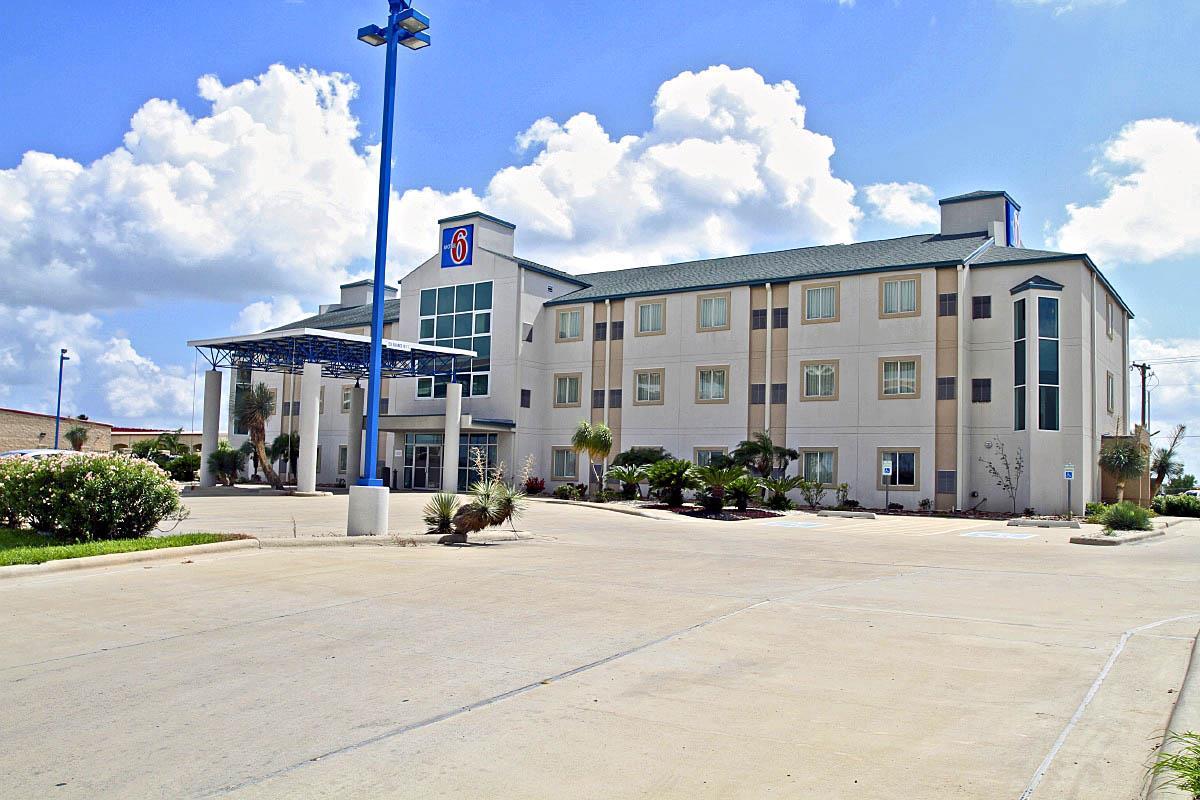 Motel 6
