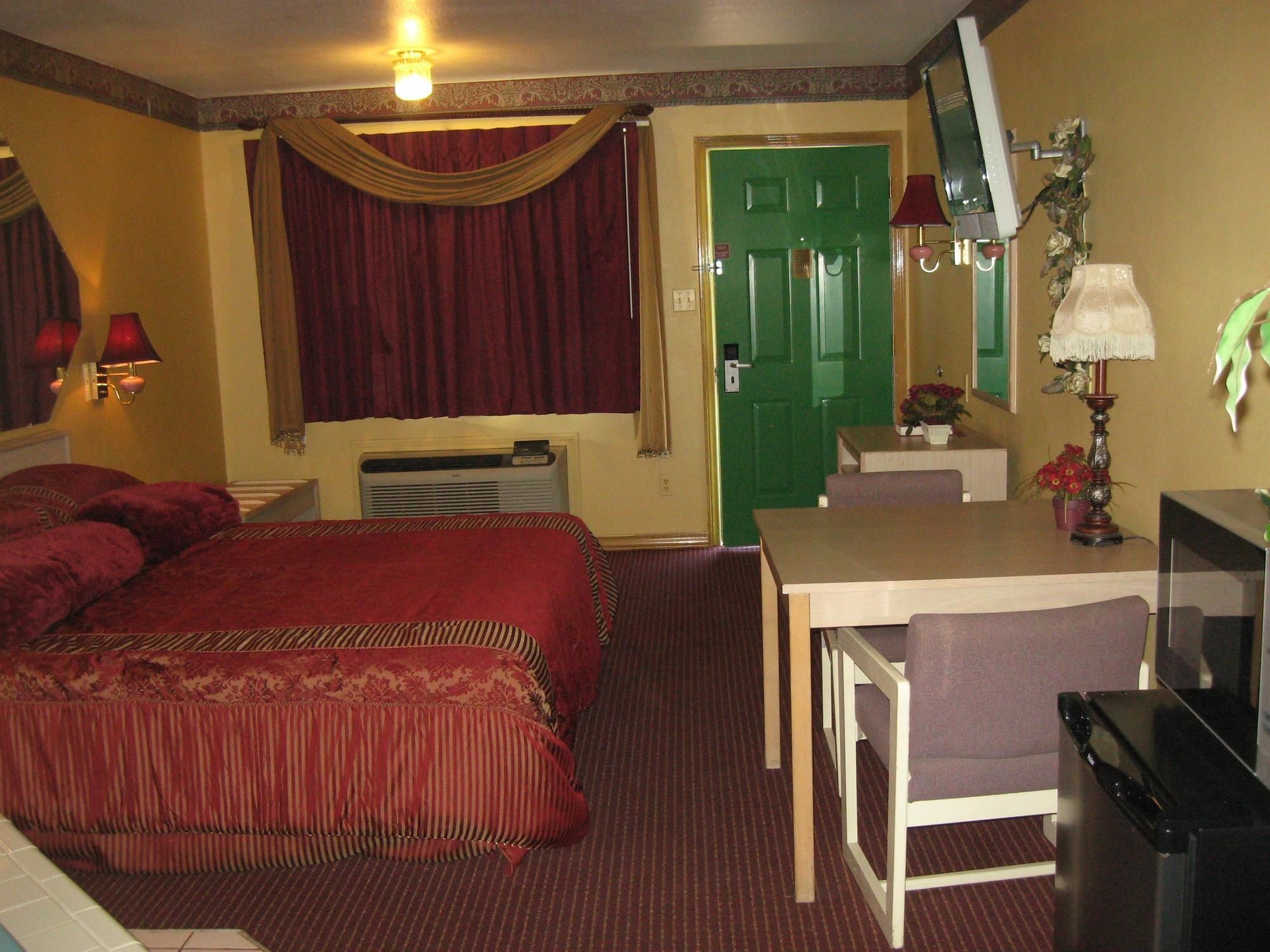 Garden Inn and Suites Hebbronville