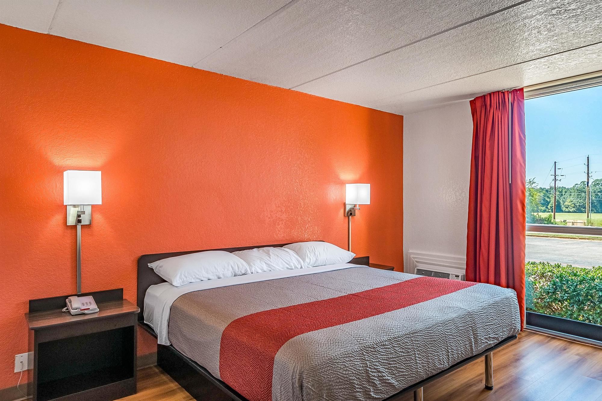 Motel 6 Henderson