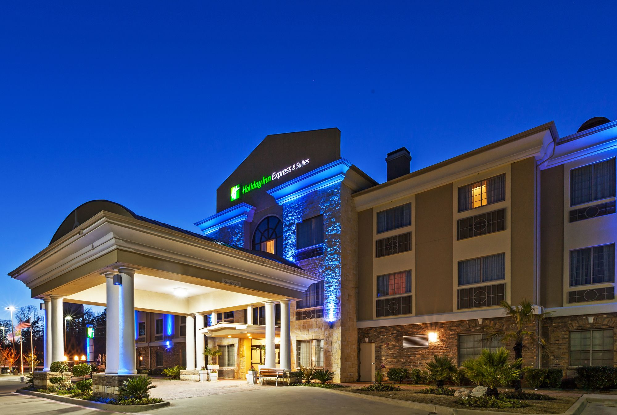 Holiday Inn Express Hotel & Suites Henderson-Traffic Star