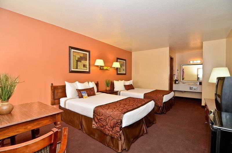 Best Western Red Carpet Inn