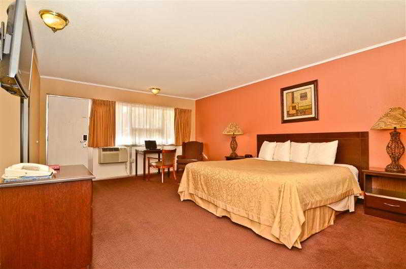 Best Western Red Carpet Inn