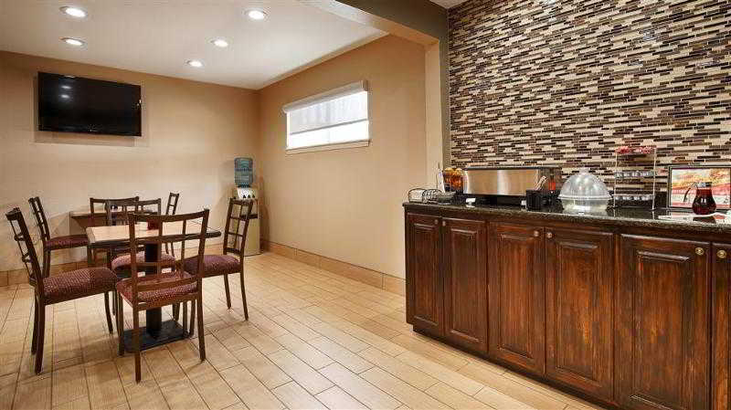 Best Western Red Carpet Inn