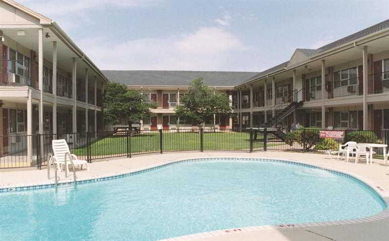 Best Western Red Carpet Inn