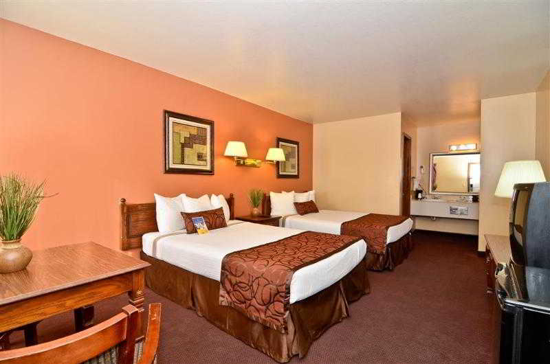 Best Western Red Carpet Inn