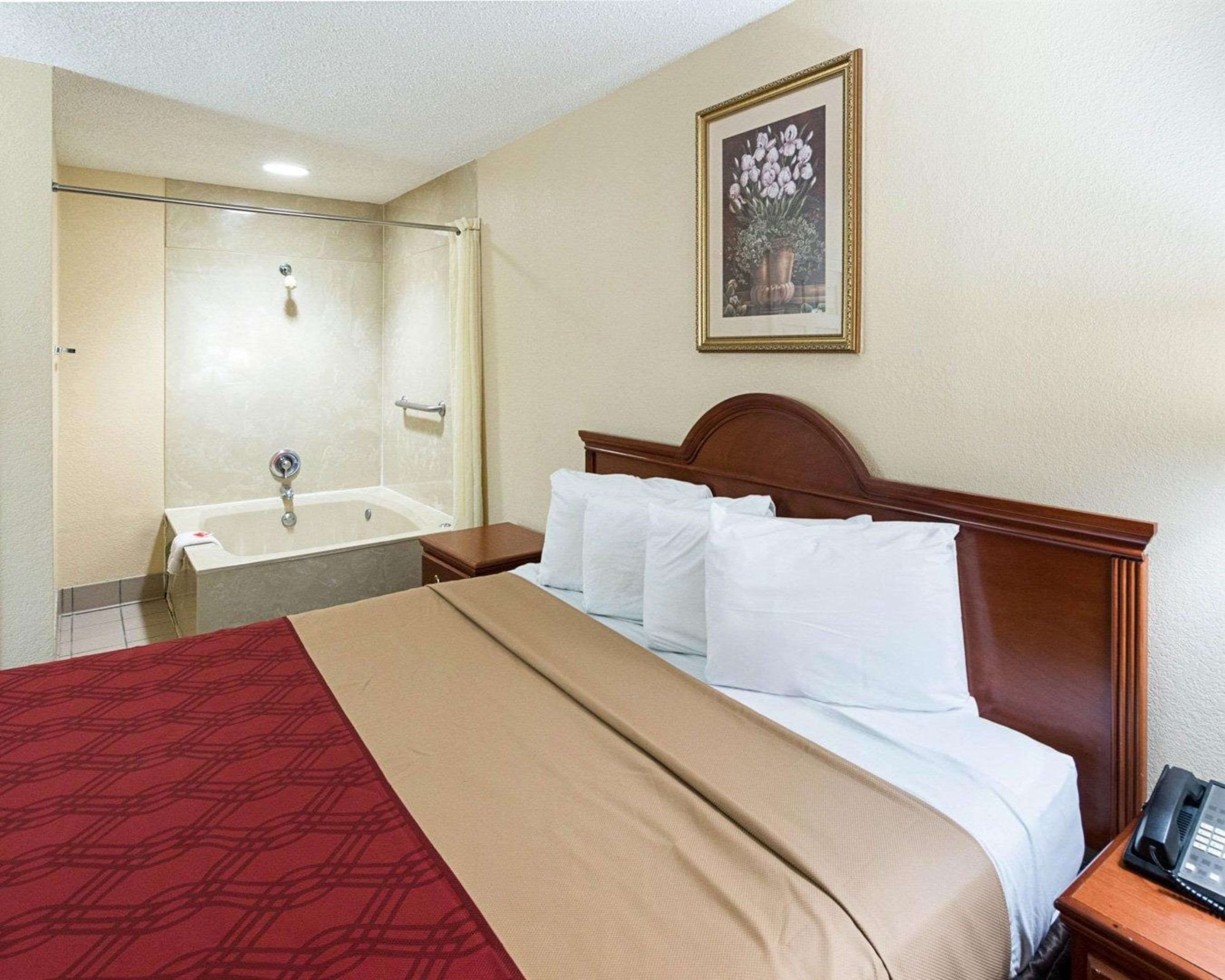 Econo Lodge Hillsboro