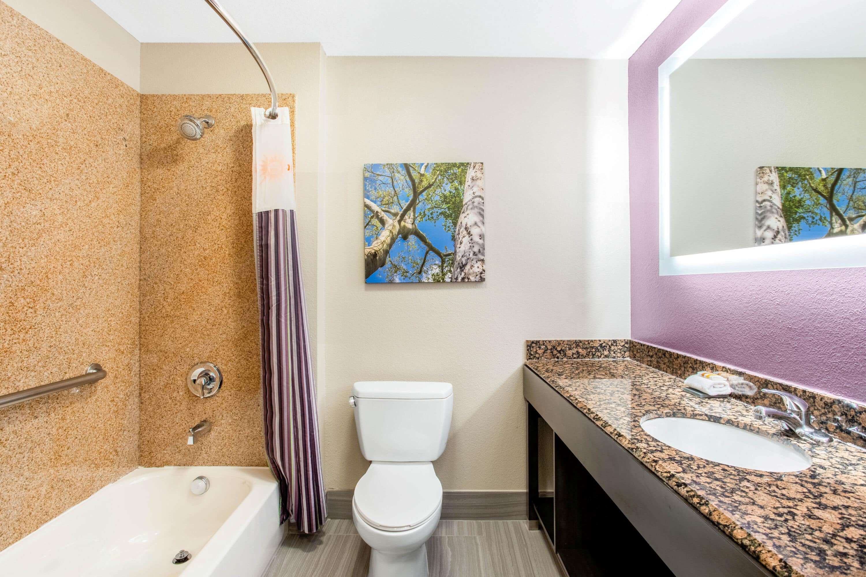 La Quinta Inn & Suites by Wyndham Hillsboro