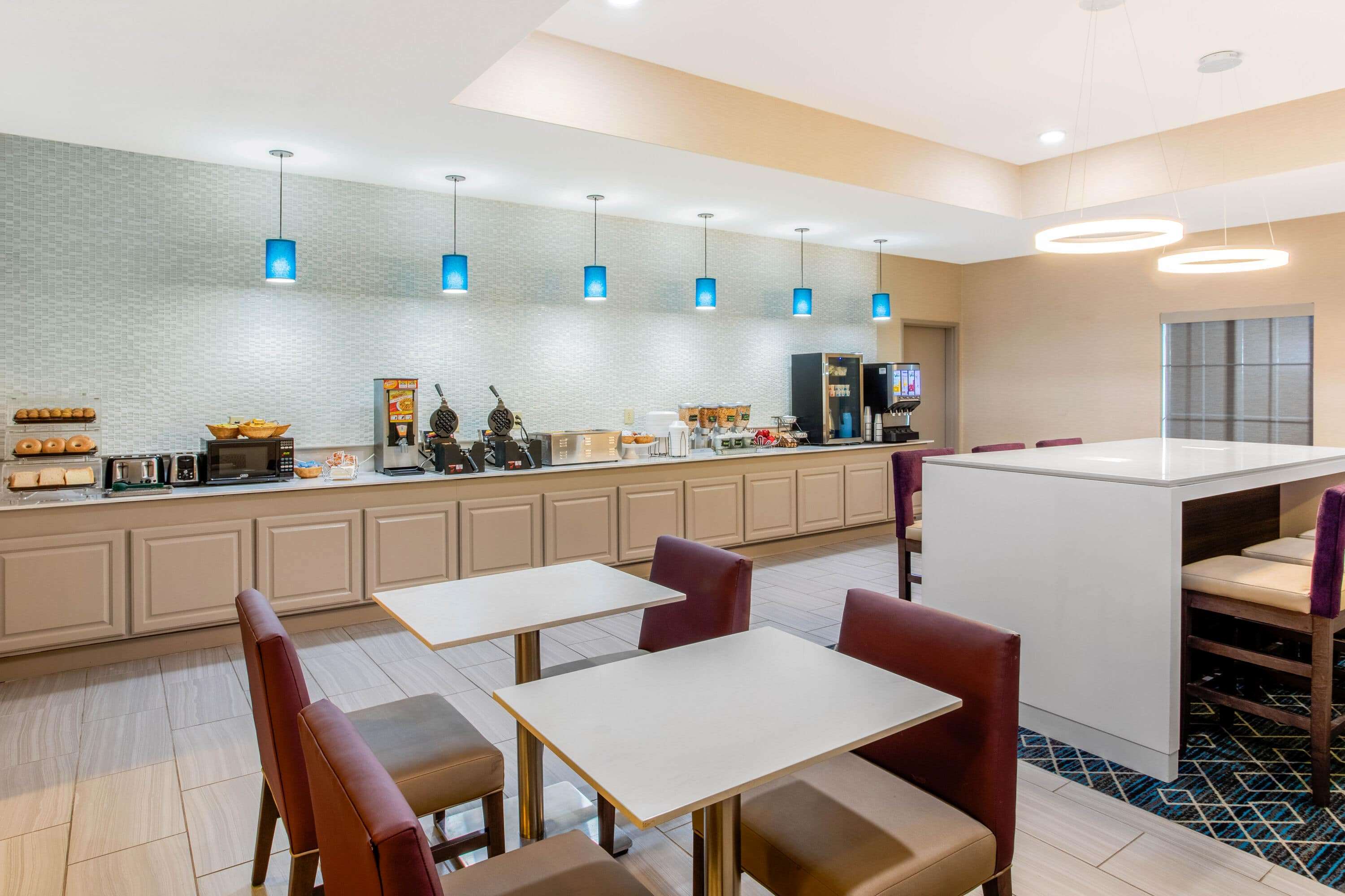 La Quinta Inn & Suites by Wyndham Hillsboro