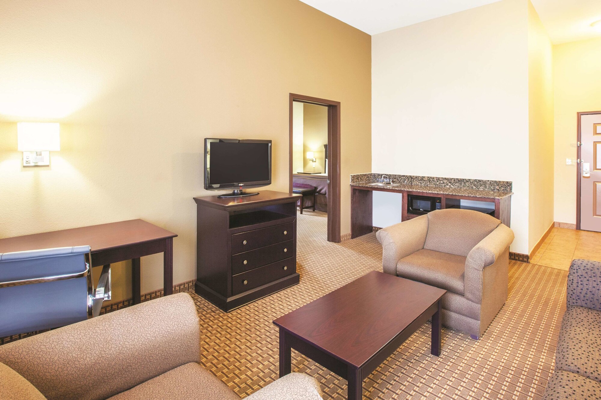 La Quinta Inn & Suites by Wyndham Hillsboro