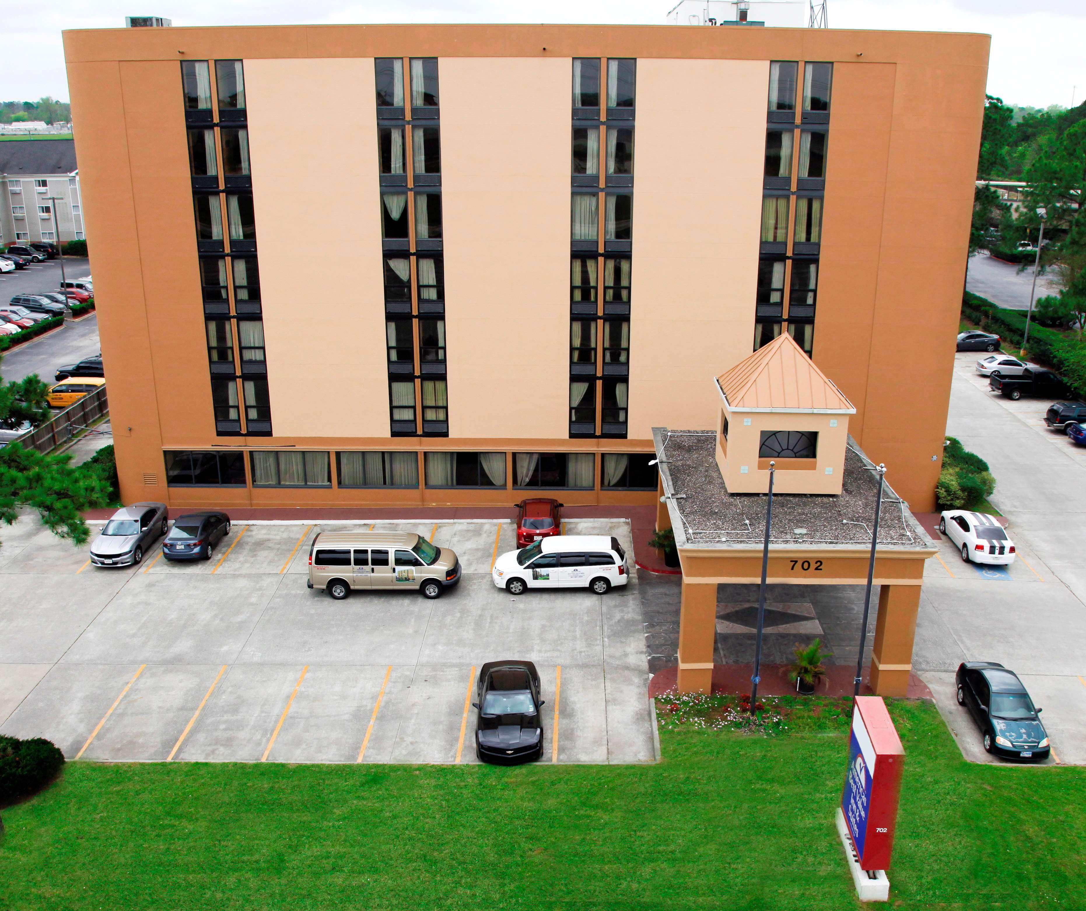 OYO Townhouse Houston George Bush Intercontinental