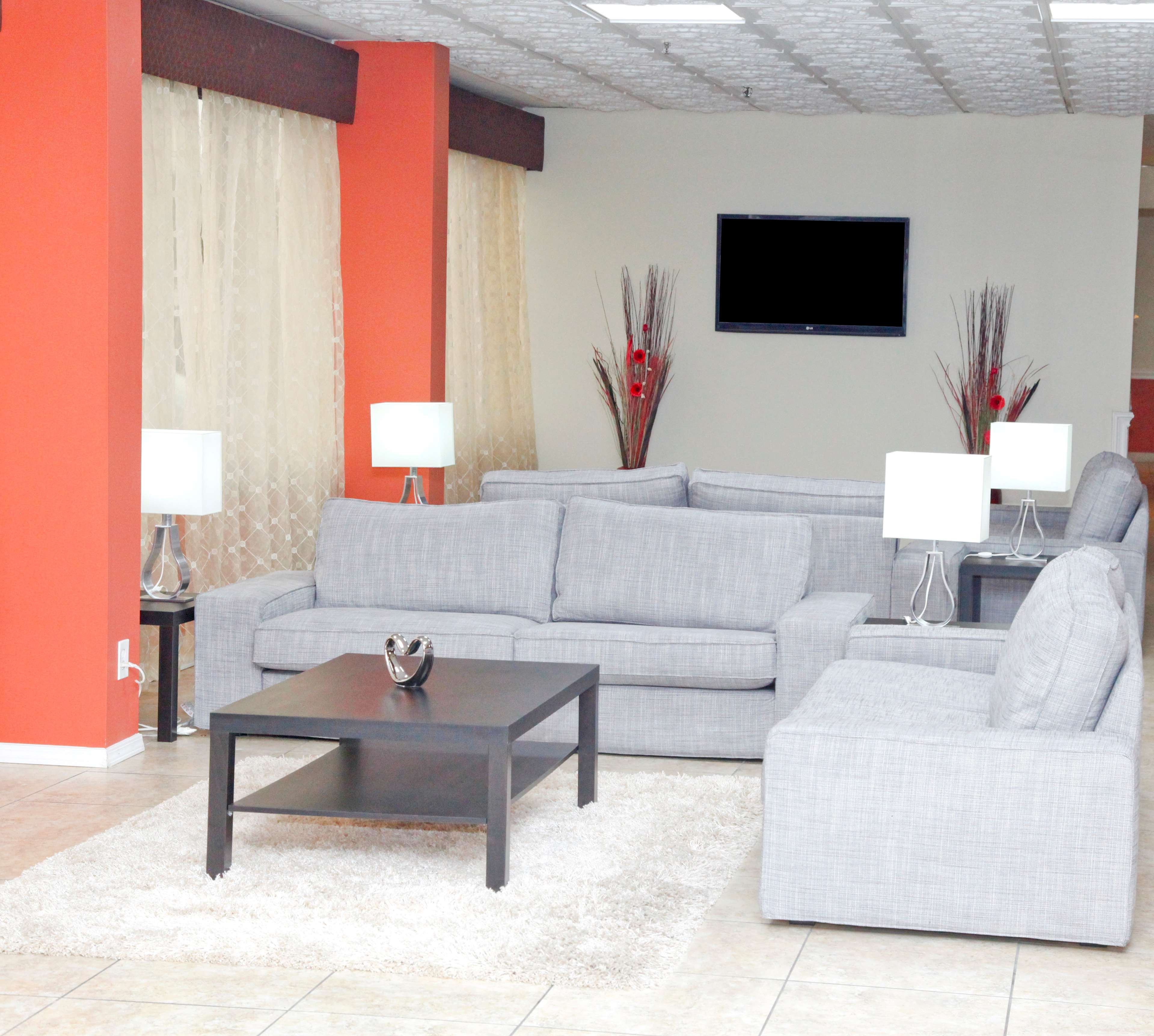 OYO Townhouse Houston George Bush Intercontinental
