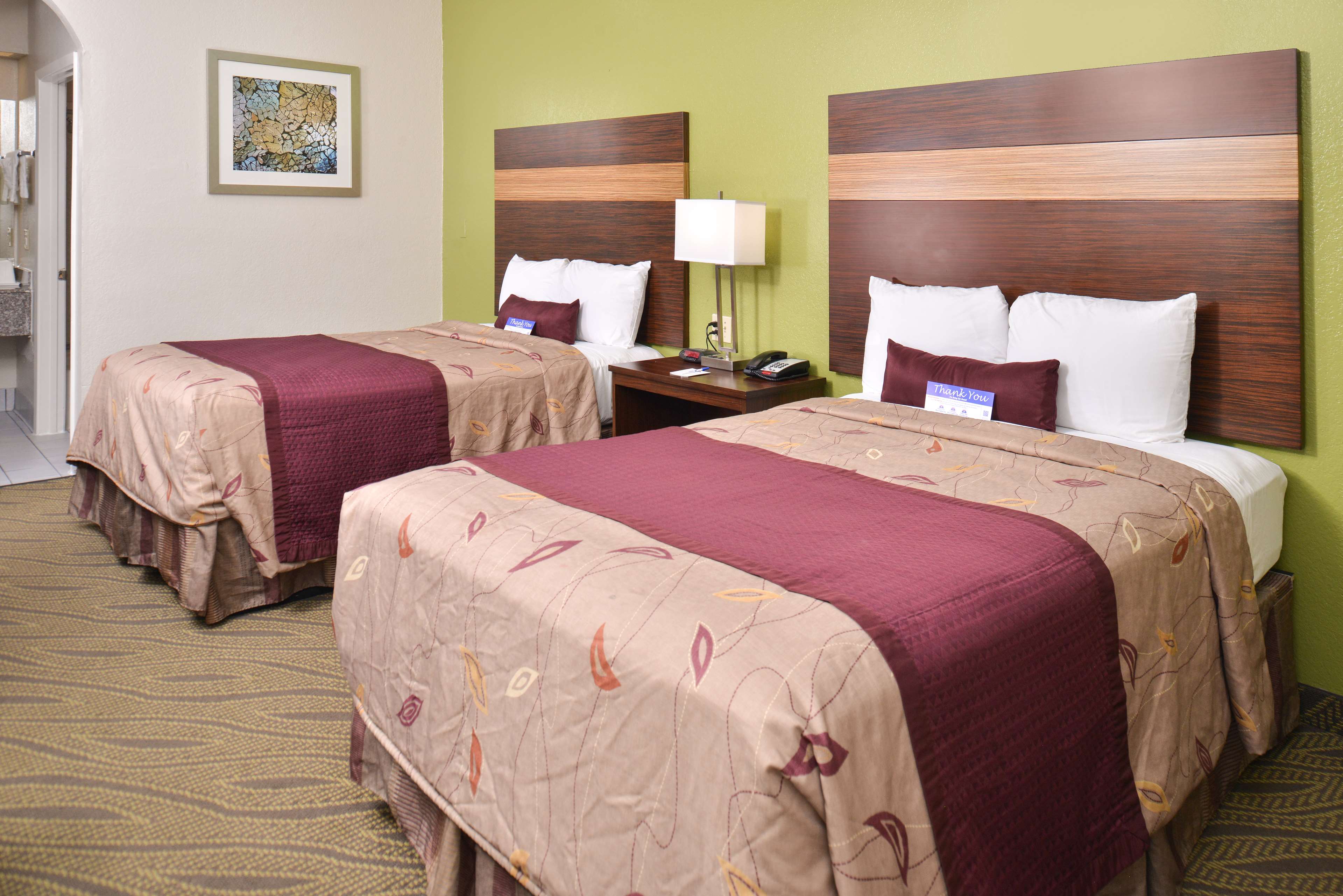 Americas Best Value Inn & Suites - Downtown