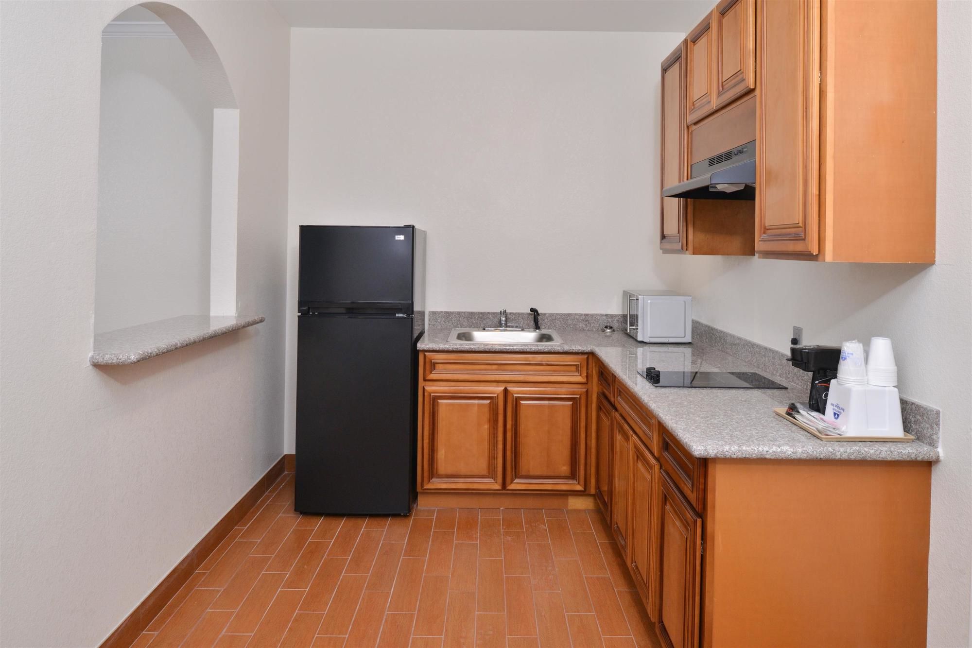 Americas Best Value Inn & Suites Houston NW