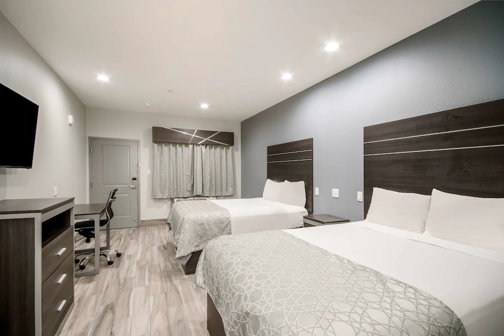 Americas Best Value Inn & Suites Northeast Houston I-610