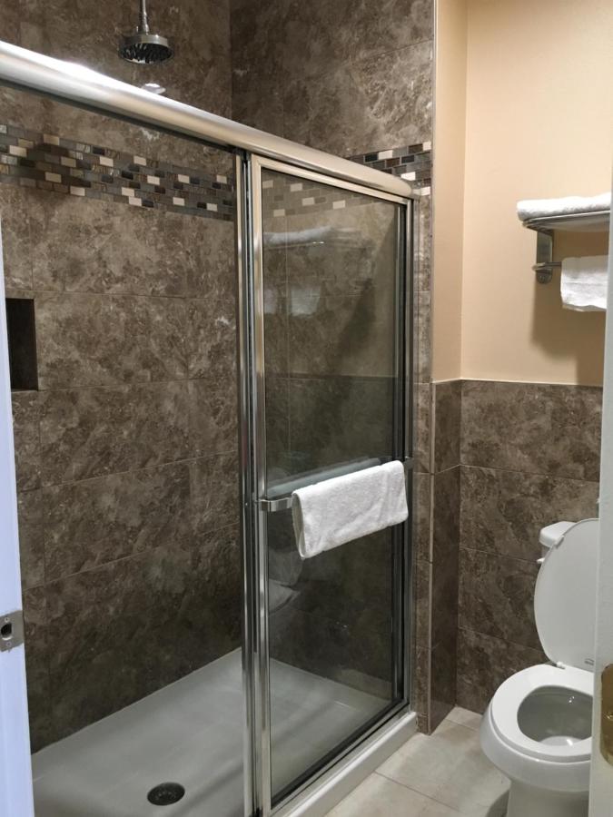 Americas Best Value Inn Houston at FM 529