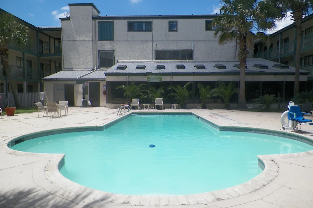 Amerihome Inn & Suites Houston Airport North