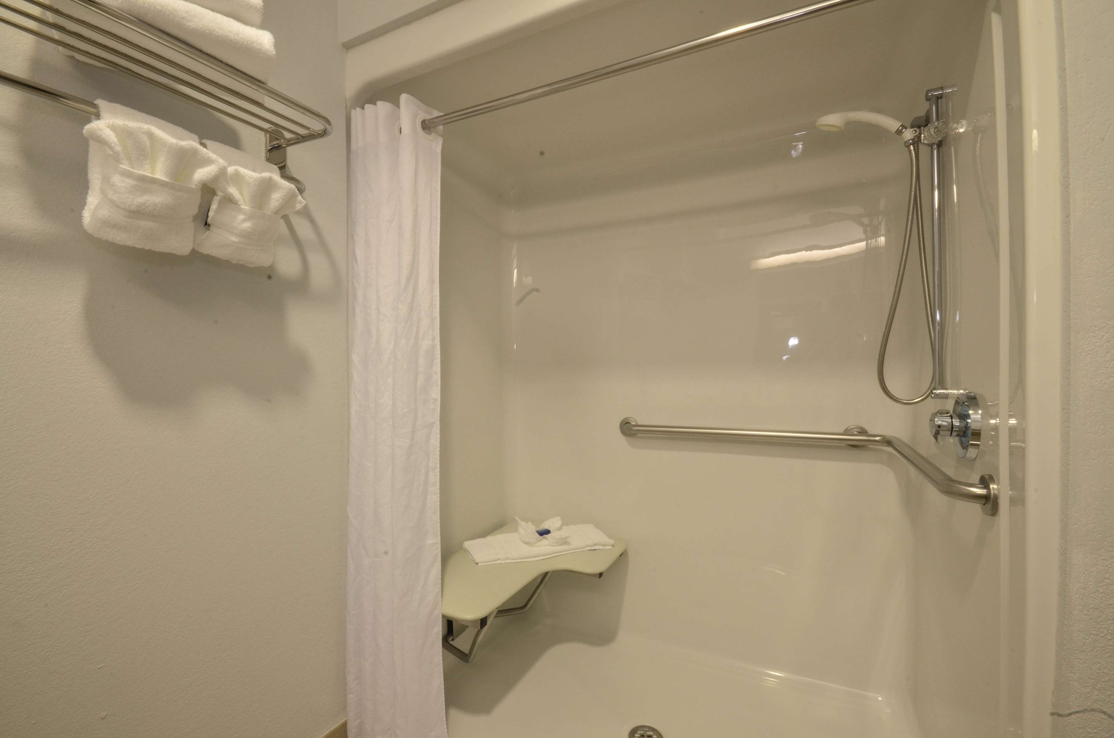 Best Western Galleria Inn & Suites