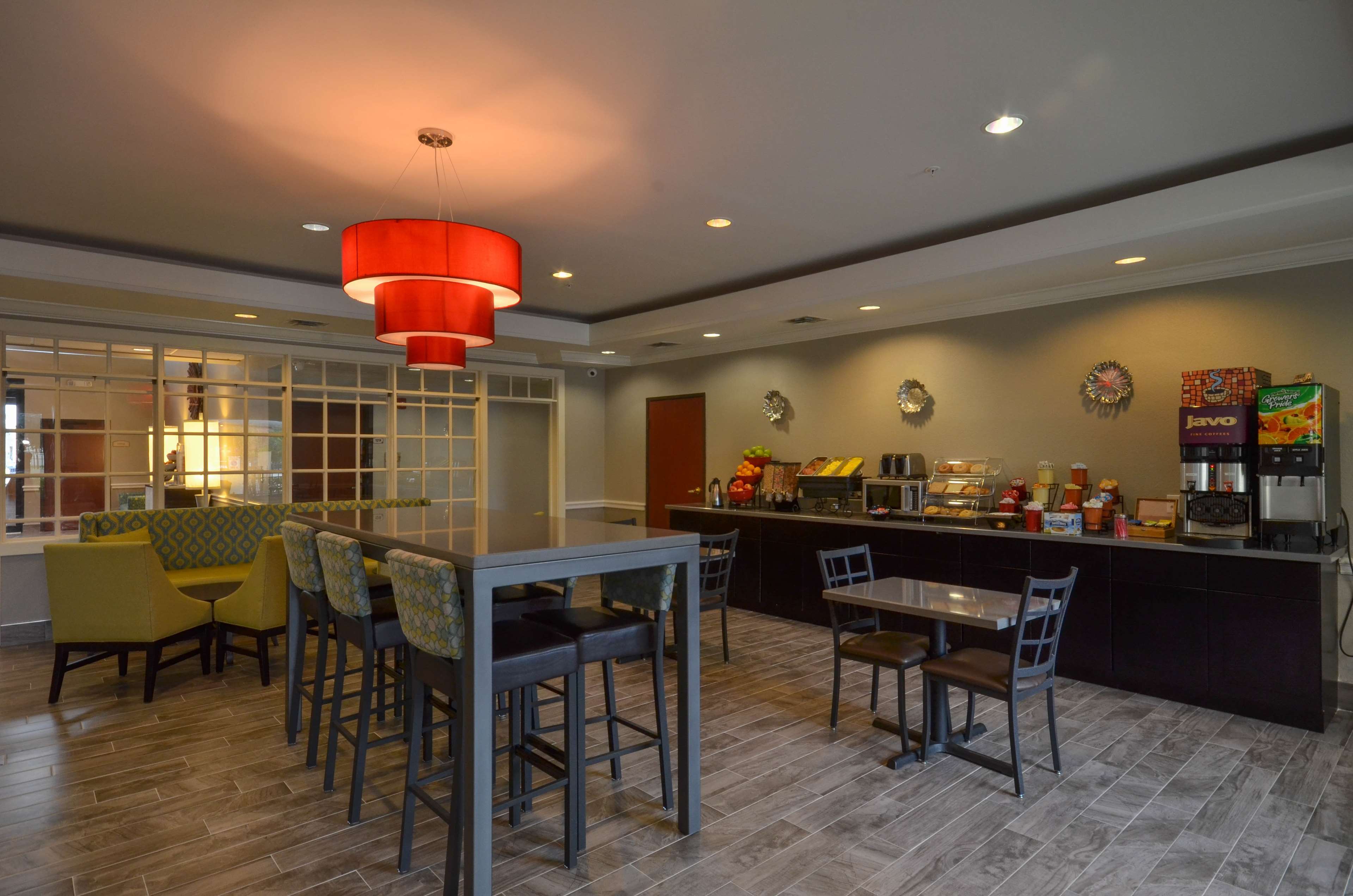 Best Western Galleria Inn & Suites