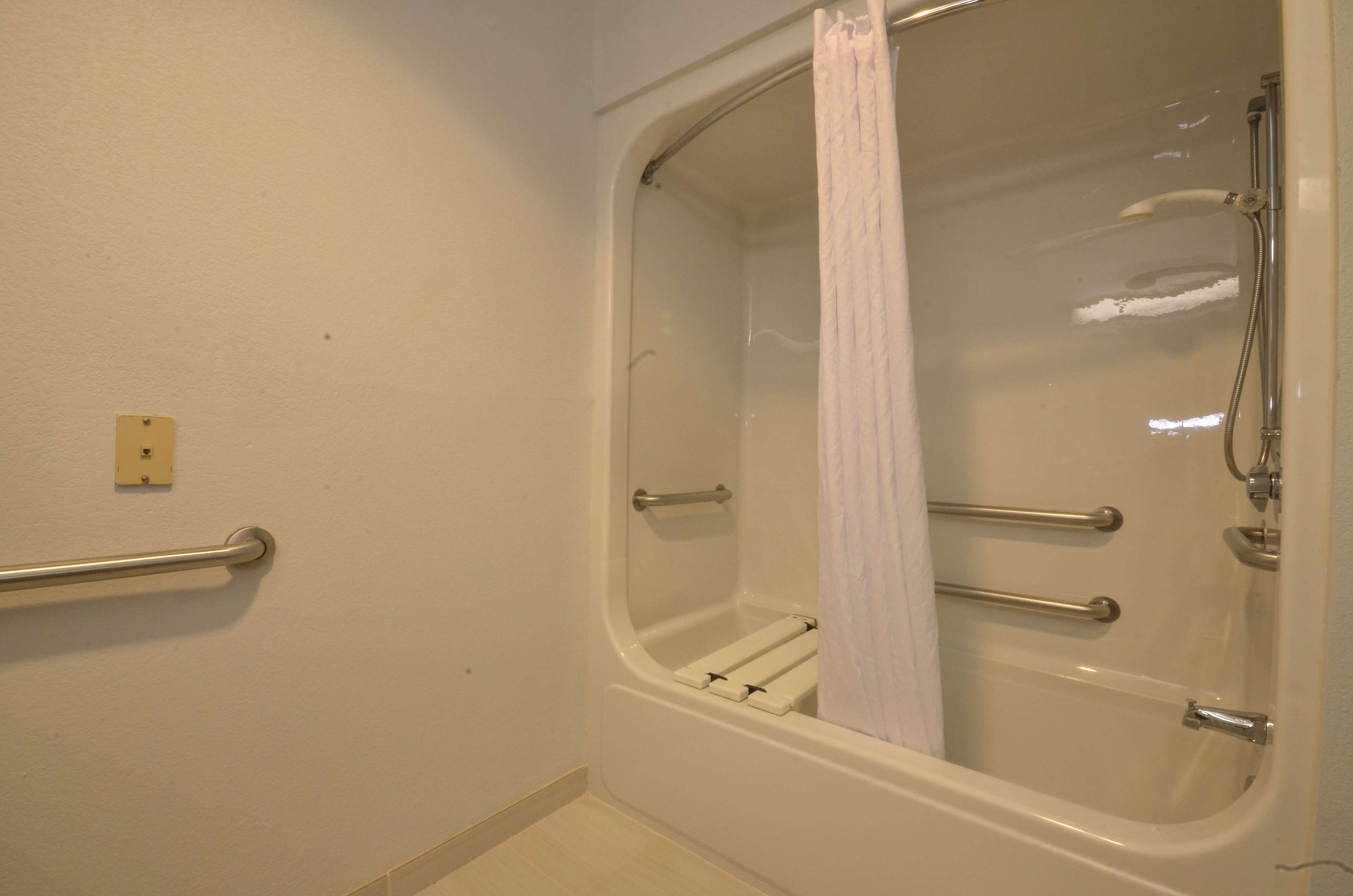 Best Western Galleria Inn & Suites