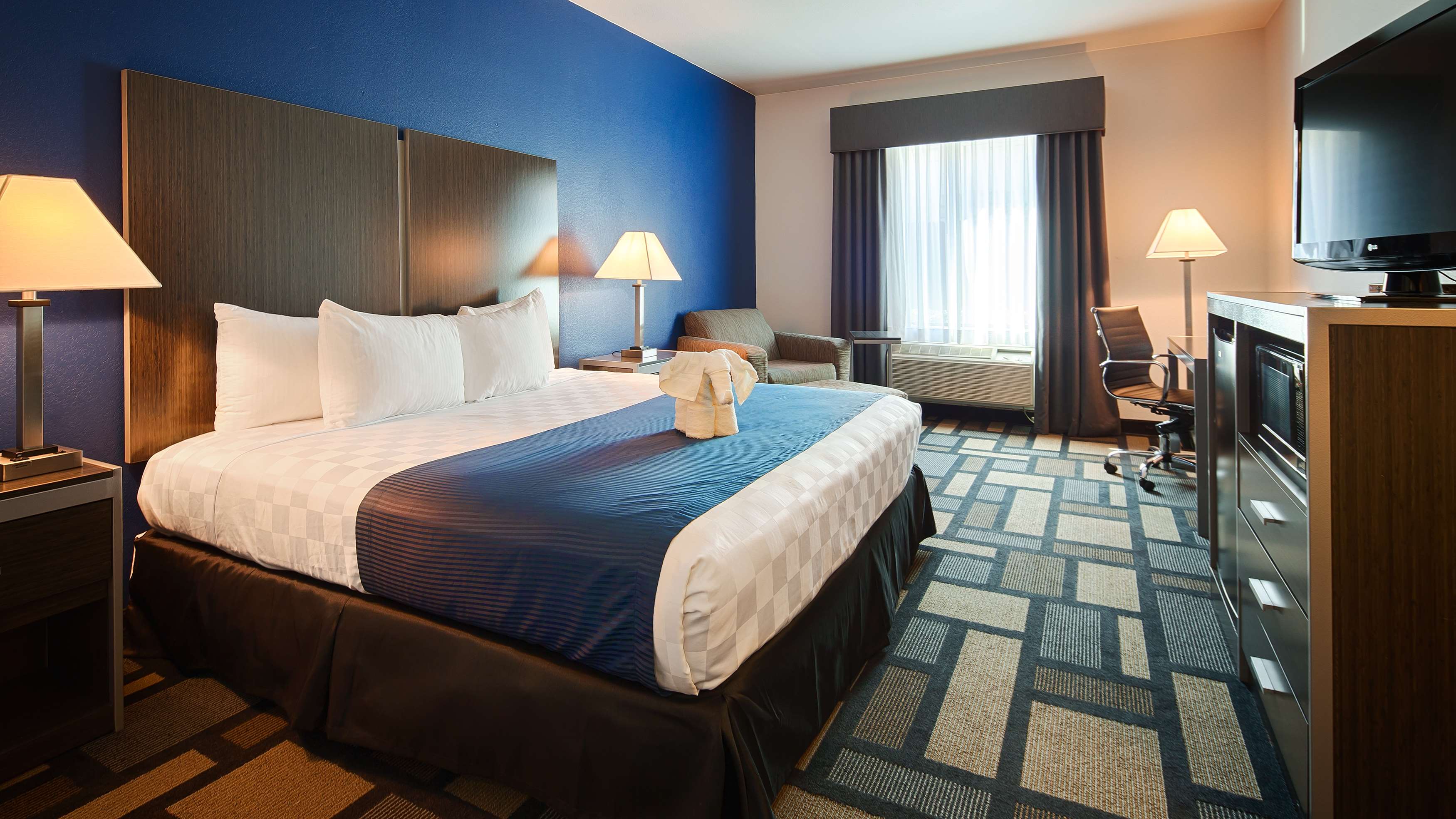 Best Western Galleria Inn & Suites