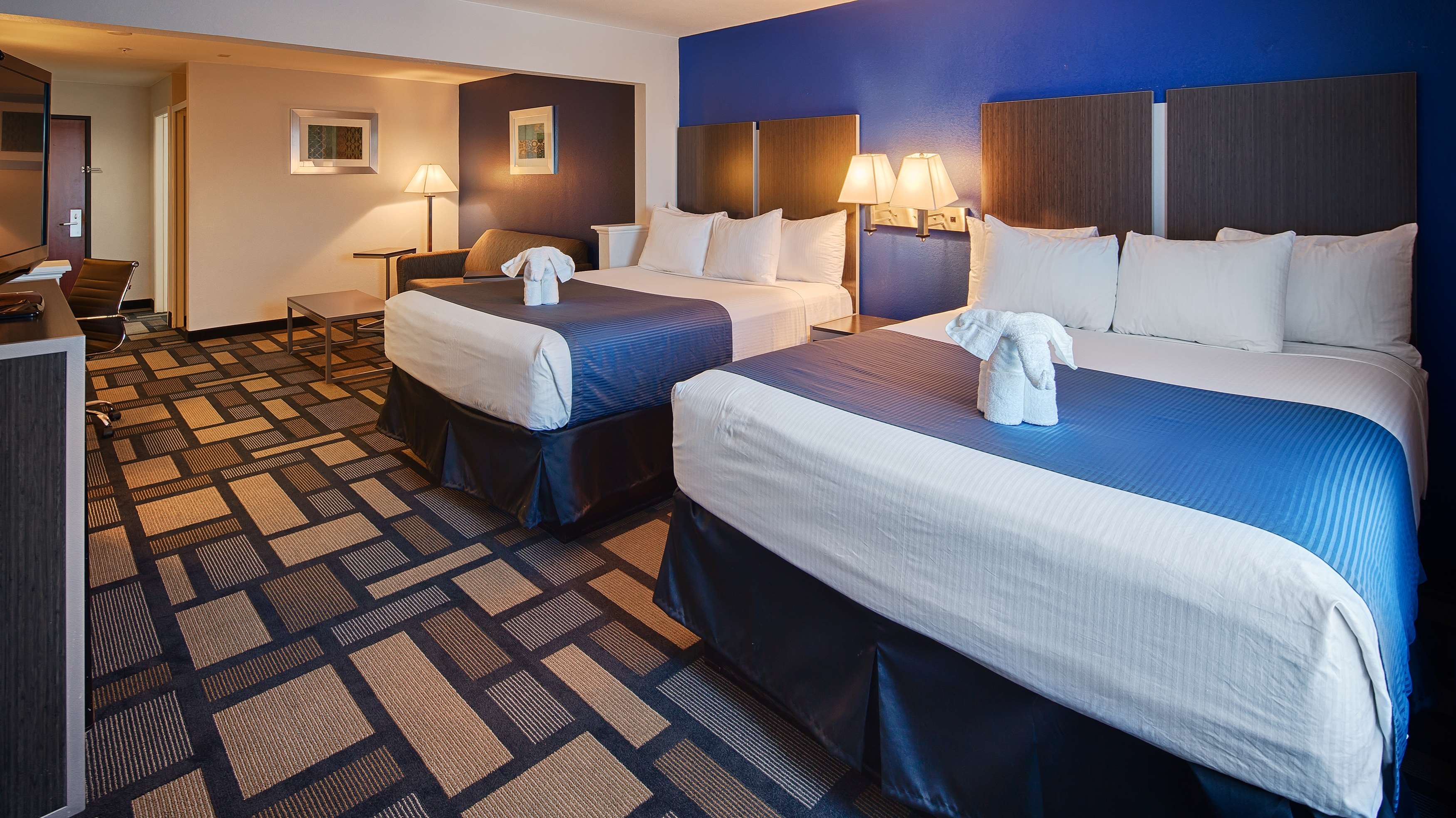 Best Western Galleria Inn & Suites