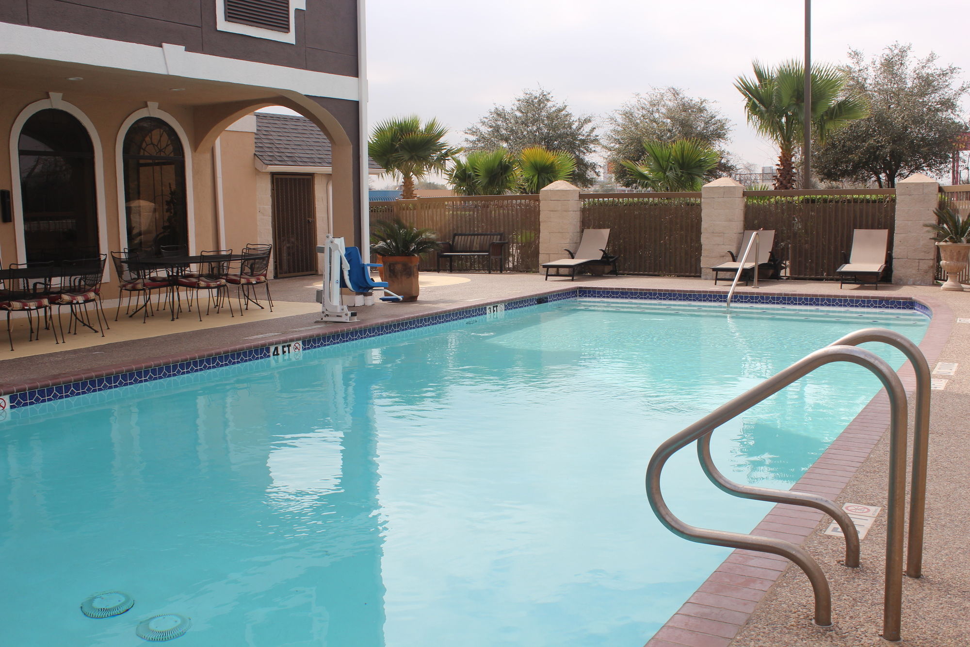 Best Western Plus Hotel Heritage Inn, Houston