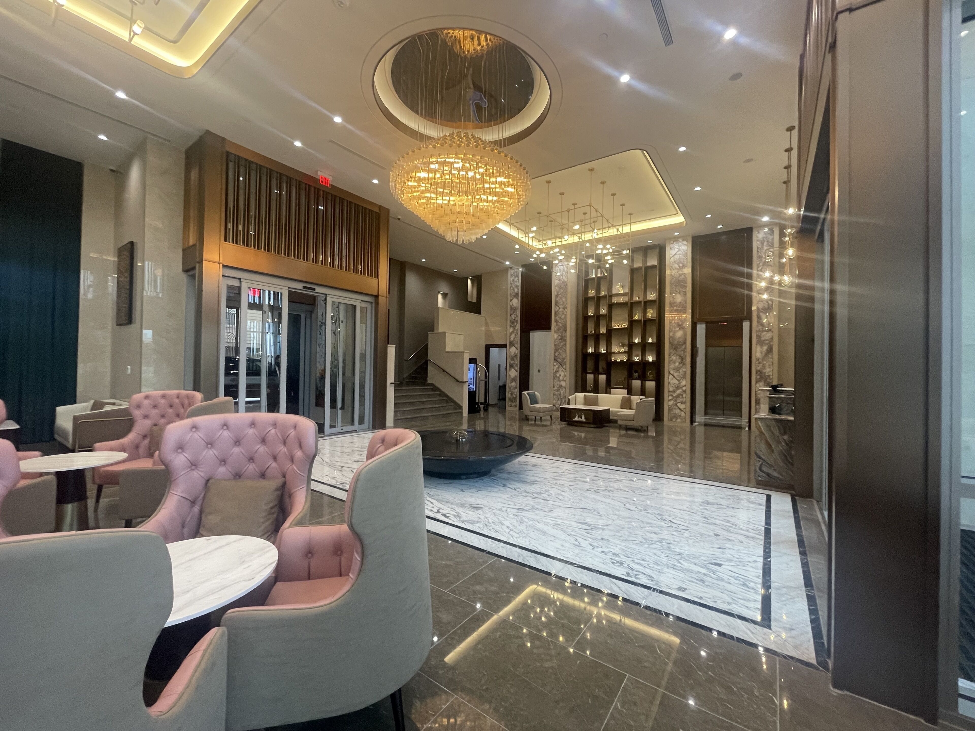 Blossom Hotel Houston
