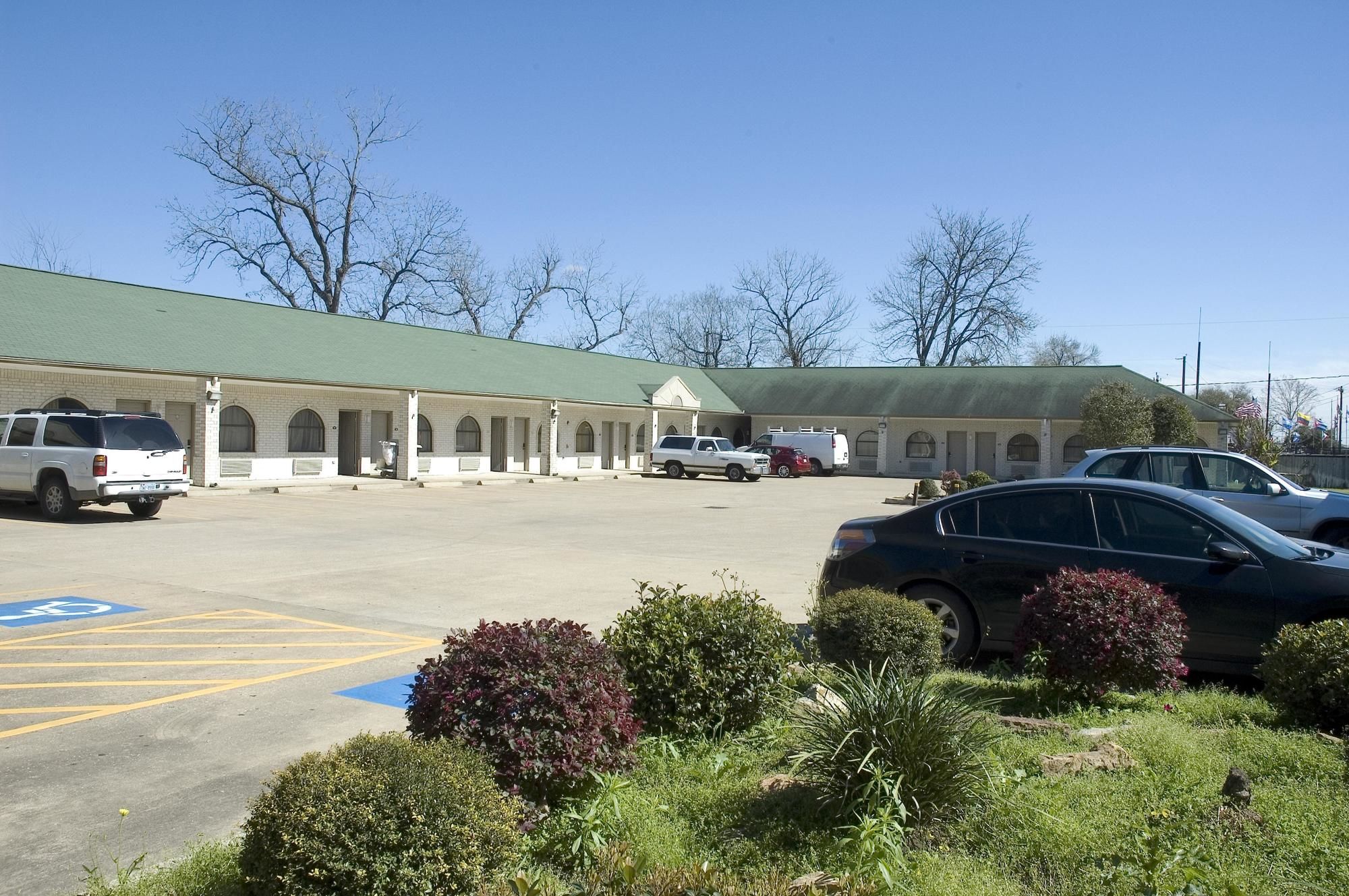 Budget Host Hempstead Inn