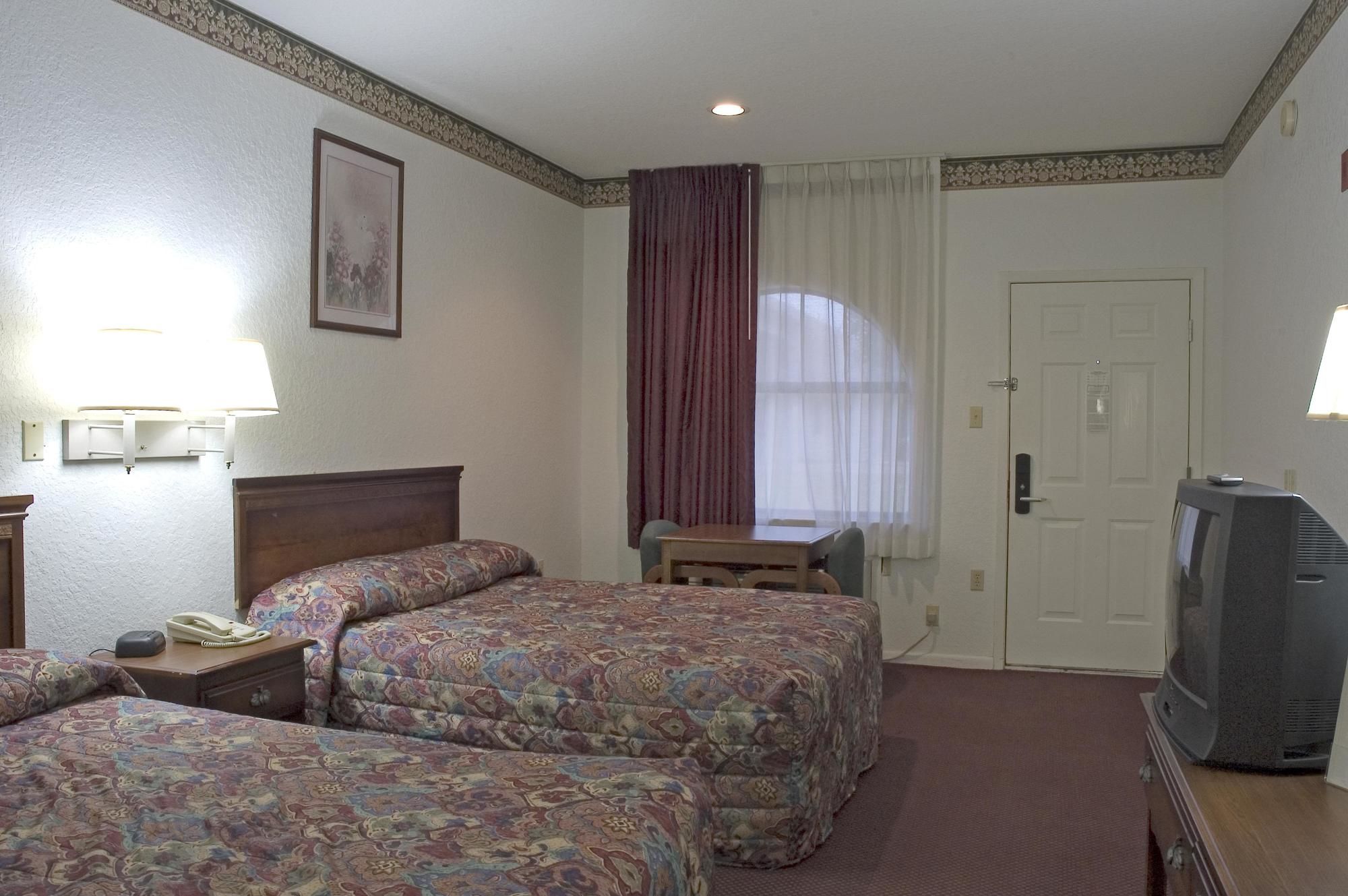 Budget Host Hempstead Inn