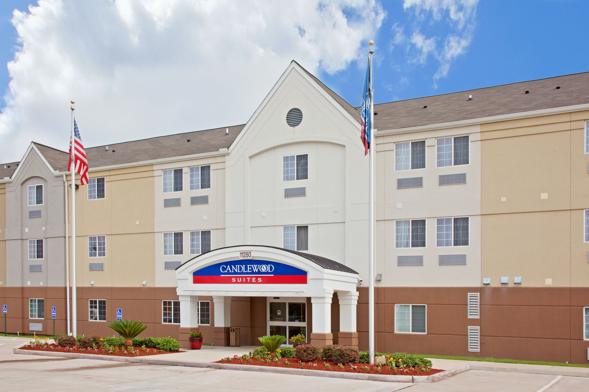 Candlewood Suites Houston Westchase - Westheimer