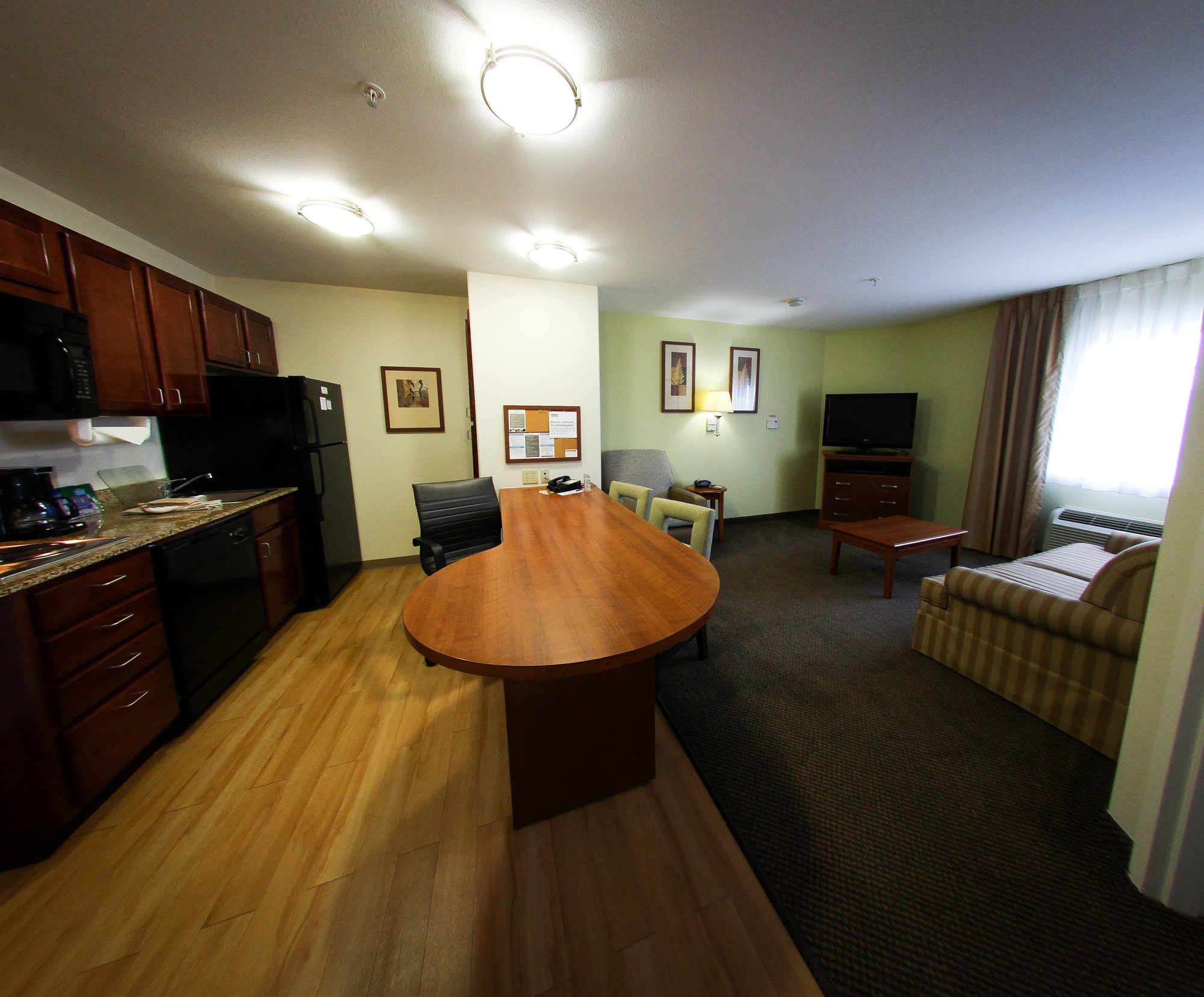 Candlewood Suites Houston Westchase - Westheimer