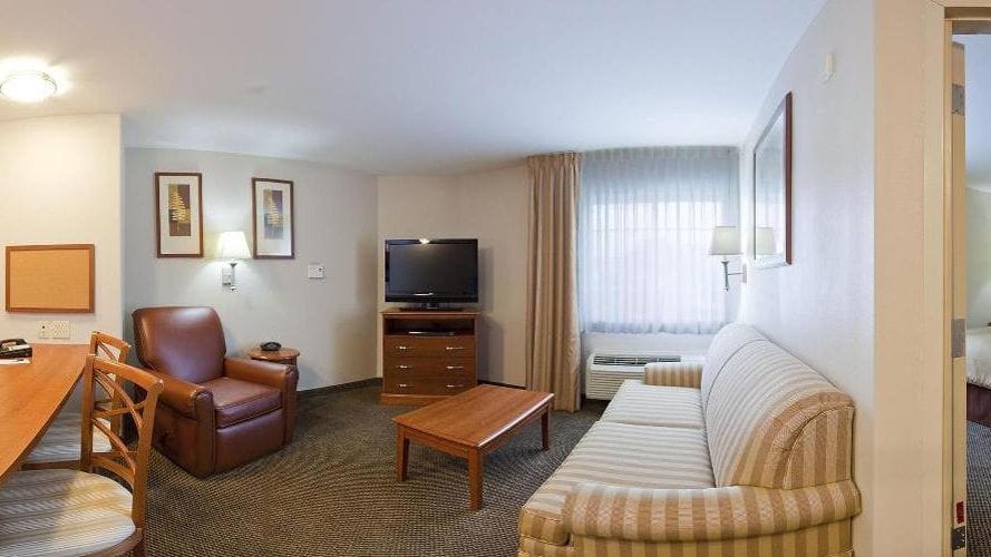 Candlewood Suites Houston Westchase - Westheimer