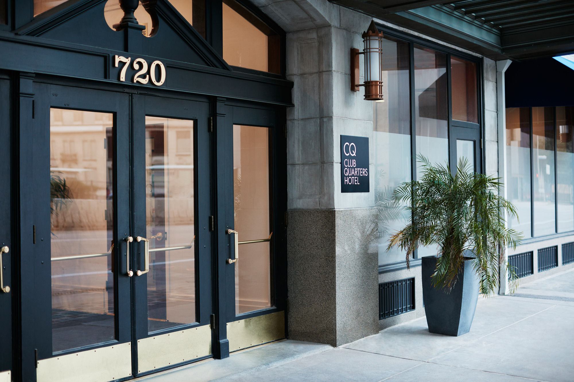 Club Quarters Hotel Houston