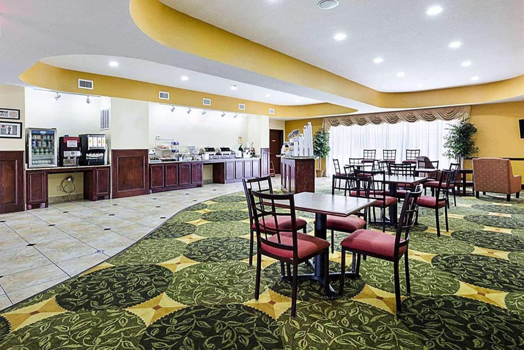 Days Inn & Suites by Wyndham Houston / West Energy Corridor