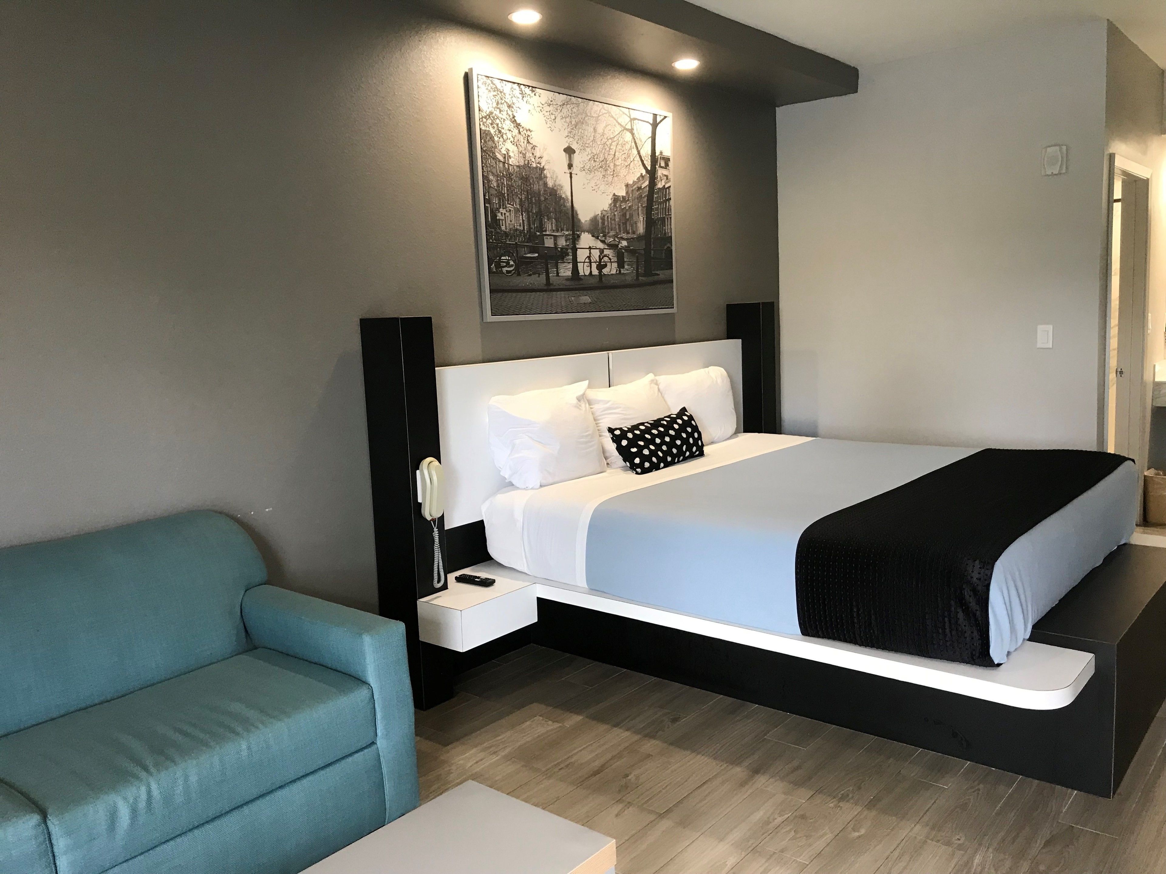 Crystal Inn