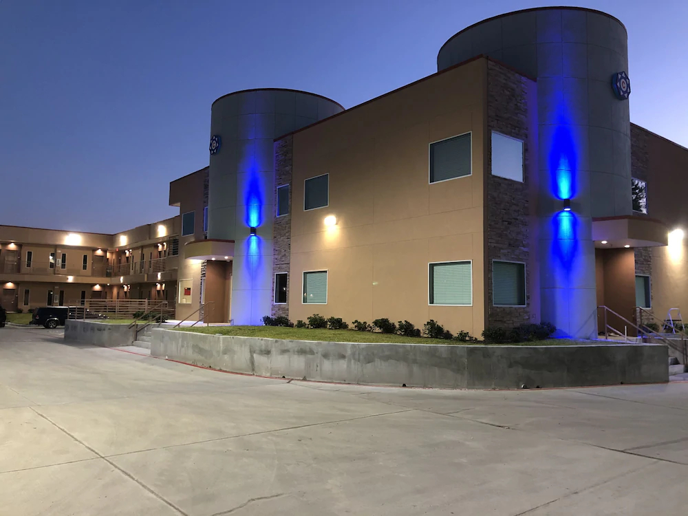 Crystal Inn