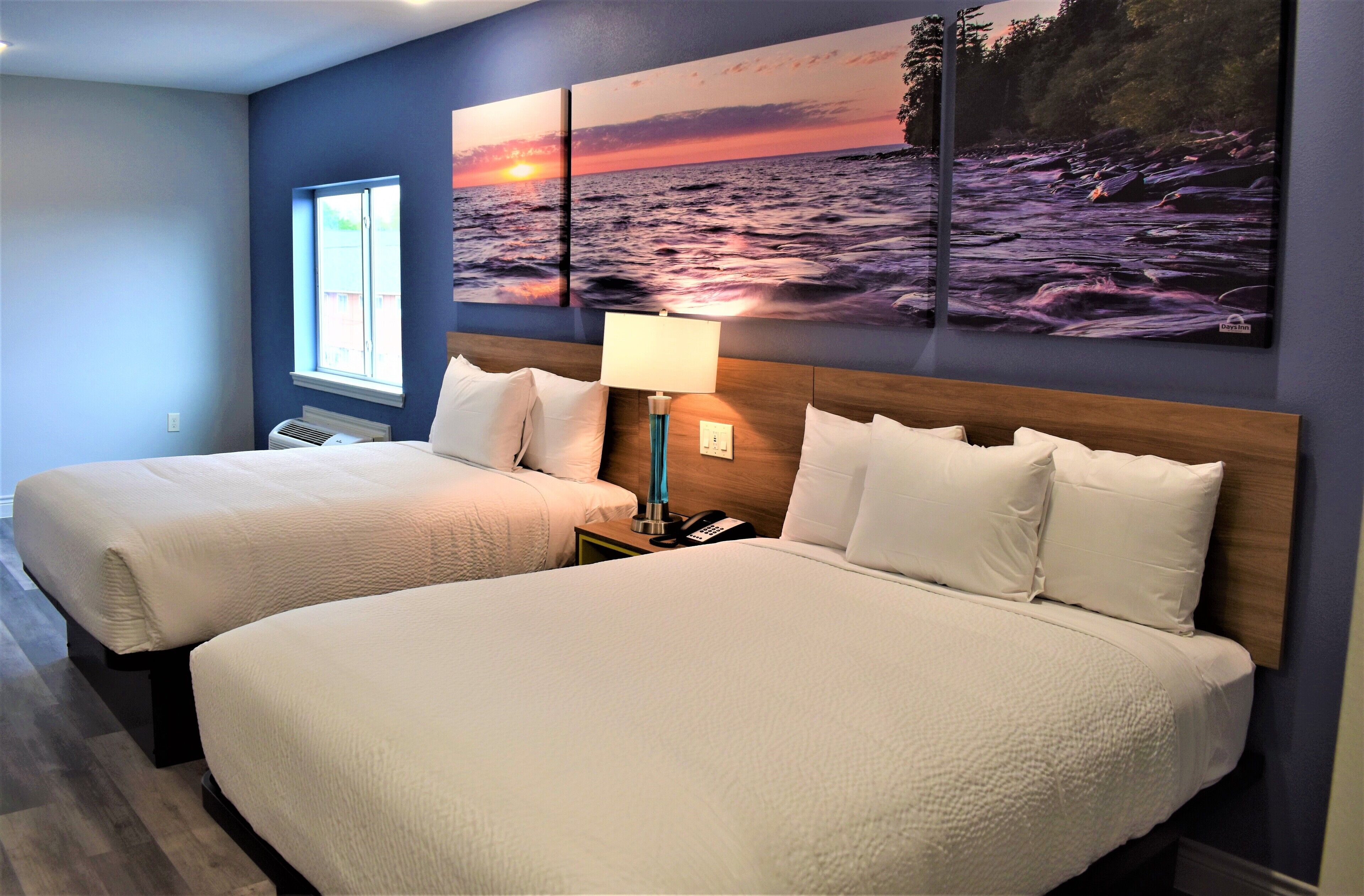 Days Inn & Suites by Wyndham Downtown/University of Houston