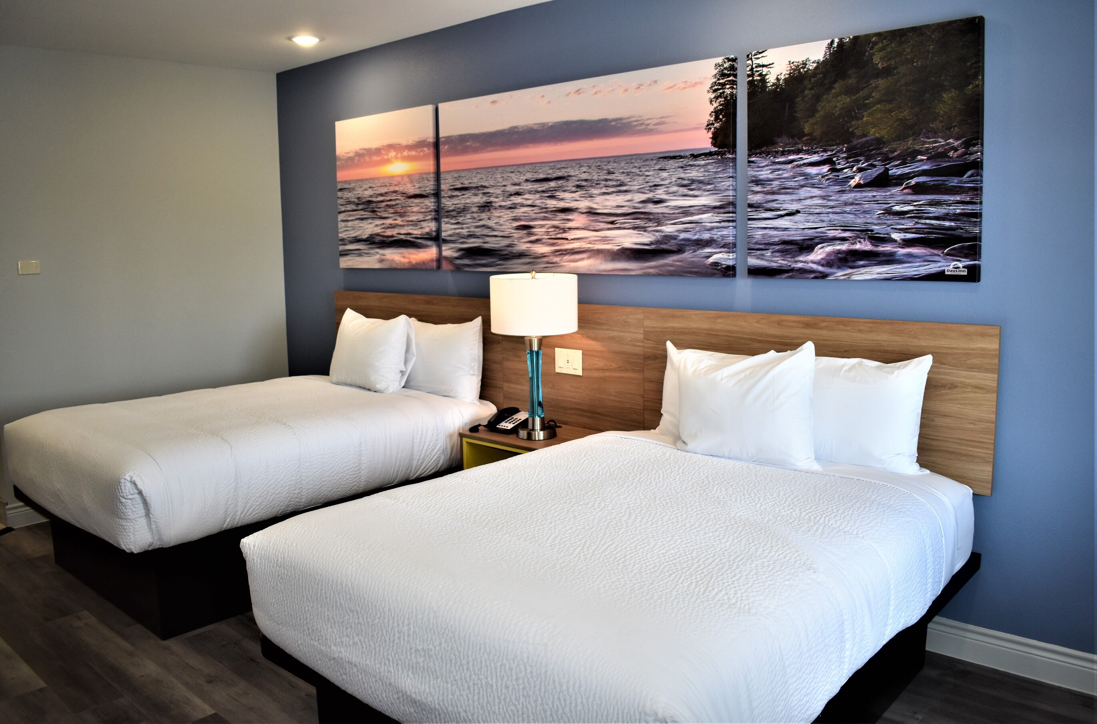 Days Inn & Suites by Wyndham Downtown/University of Houston