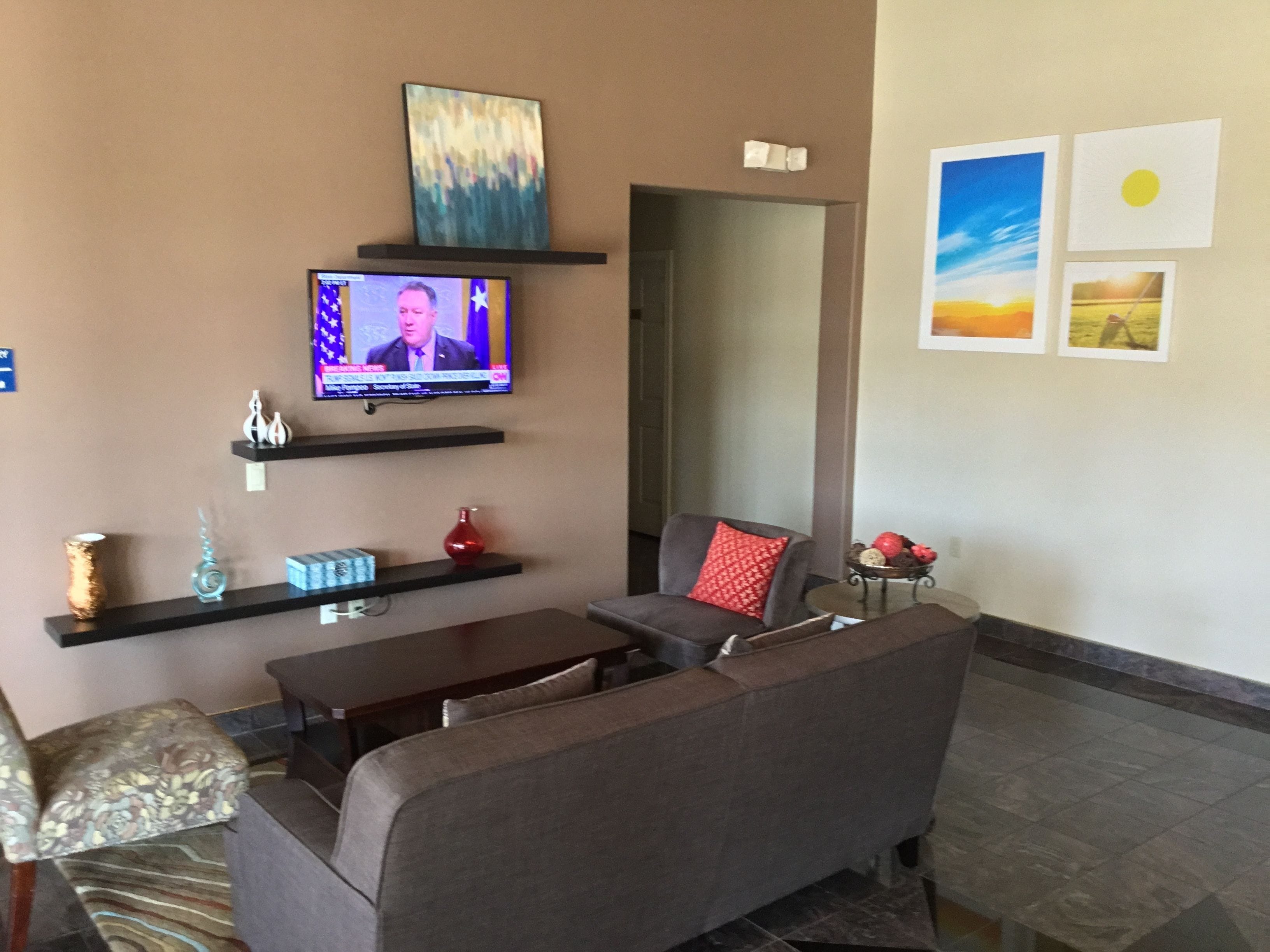 Days Inn & Suites by Wyndham Houston North/FM 1960