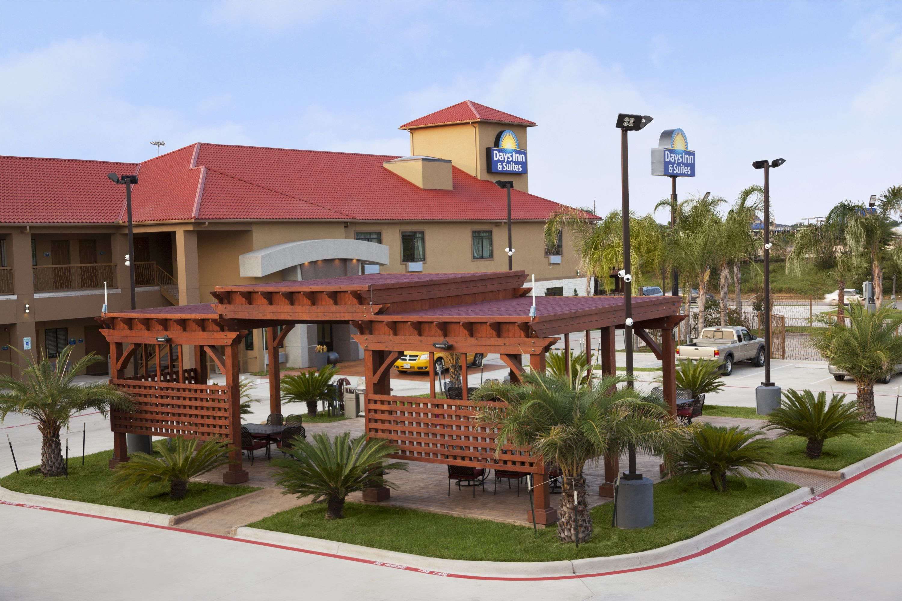 Mustang Inn