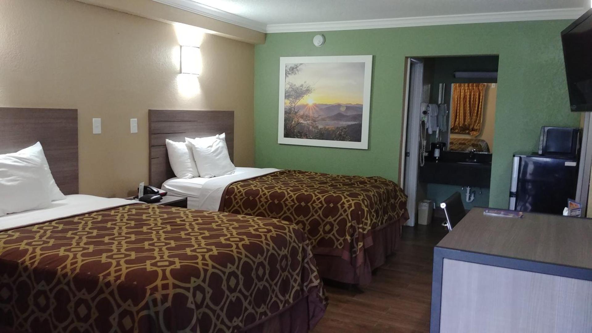 Days Inn by Wyndham Houston East