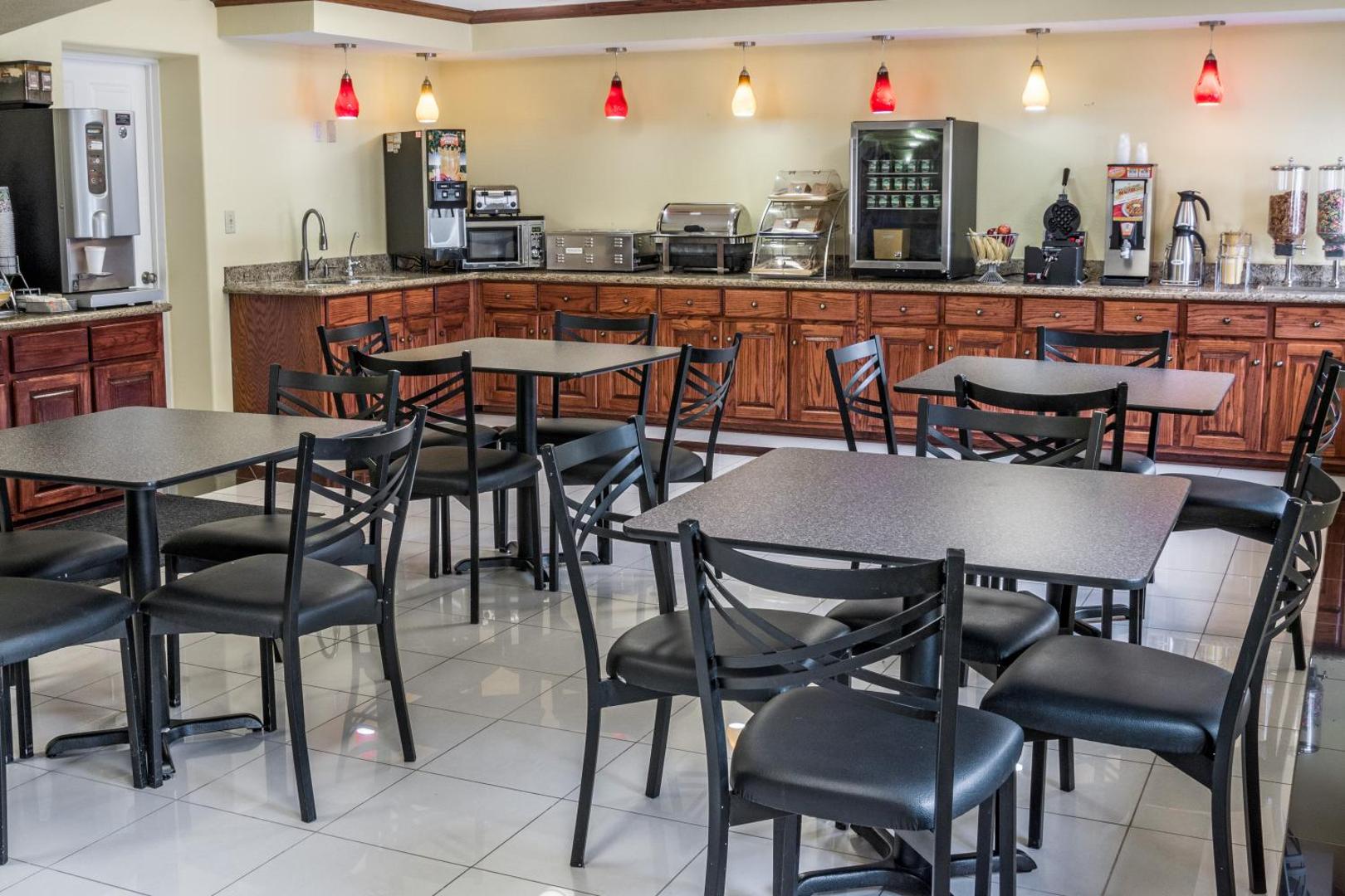 Days Inn by Wyndham Houston