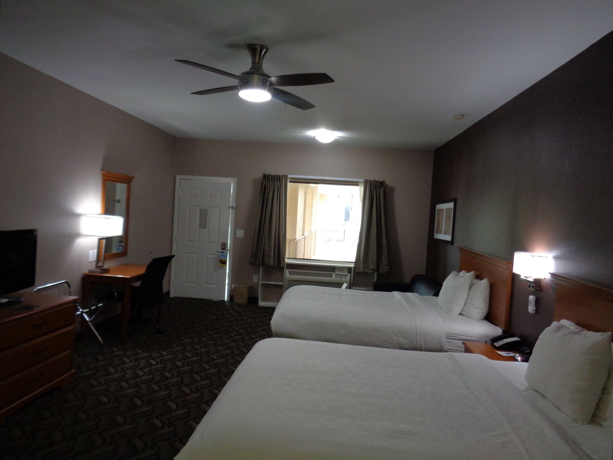 Grand Villa Inn Galleria